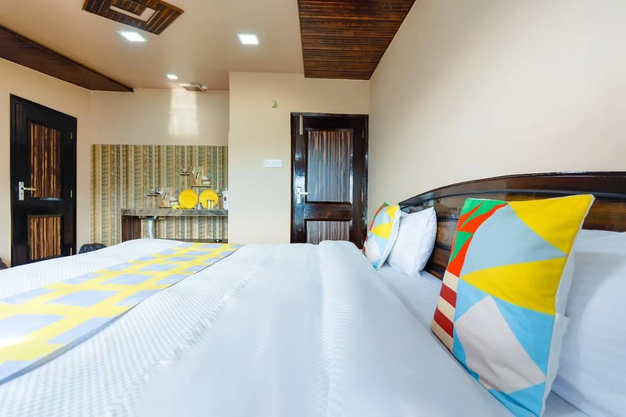 Pensionat Oyo Home 49627 Nice View Studio Stay Kanlog Shimla