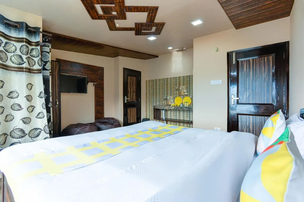 Oyo Home 49627 Nice View Studio Stay Kanlog Shimla 3*,  Indien